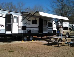 2015 Heartland Pioneer