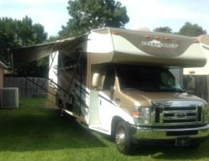 2009 32' Like New Coachman. 40th Anniversary!