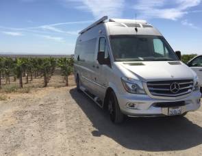 2015 Roadtrek / Etrek