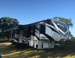 2015 Keystone Fuzion