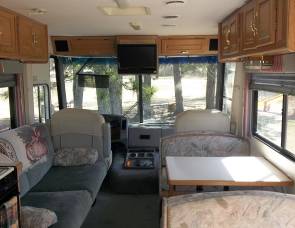 2004 Coachman Santara 28QB