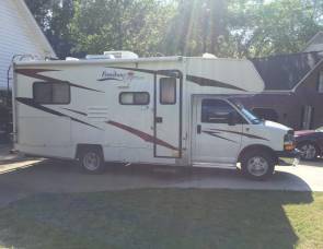 2008 Coachmen Freedom Express