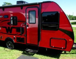 2017 Winnebago Micro Minnie 1700 BH