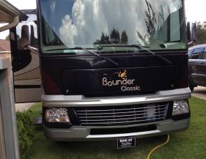 2013 Bounder Classic
