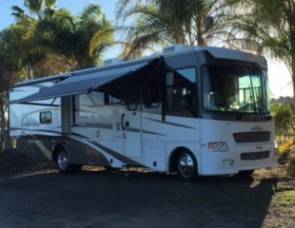 2008 GULFSTREAM INDEPENDENCE / BUNK BEDS