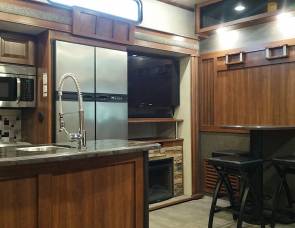 2014 Keystone Fuzion Chrome 401