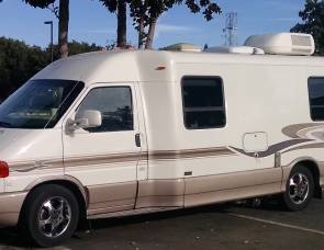 2004 Winnebago Rialta