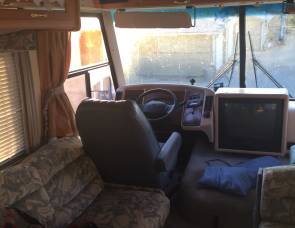 2000 Coachmen Mirada Midori QB 280