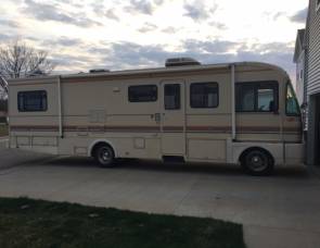 1990 Fleetwood Bounder