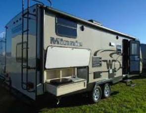 2016 Winnebago Minnie