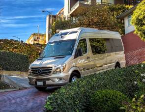 2016 Mercedes Roadtrek CS Adventurous Extended 24' Luxury Sprinter Coach