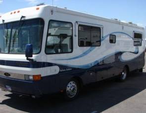1999 Safari Sahara 36' Diesel pusher