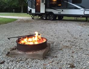 2016 Jayco feather lite 22ft travel trailer