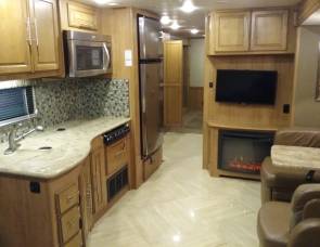 2015 Coachmen RV Encounter 36BH