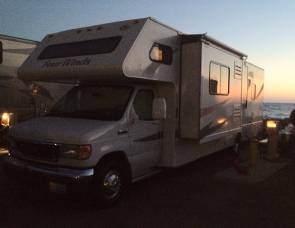 2006 Fourwinds 31F