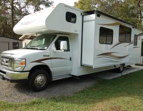 2014 31' Winnebago Minnie Winnie31K