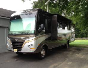 2011 Fleetwood Terra 34DS