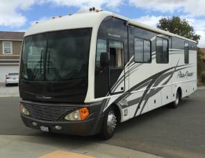 2005 Fleetwood Pace Arrow 35G