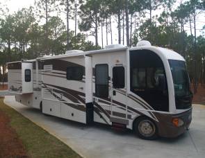 2004 Fleetwood Pace Arrow SP