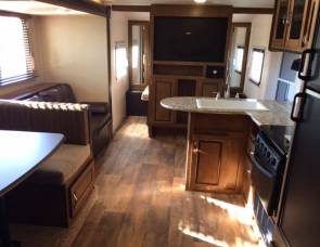 2017 Forestriver Wildwood 26