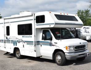 2001 Winnebago Minnie