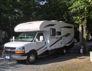2013 Coachman Concord 220LEC