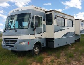 2003 Fleetwood Southwind 36 ft