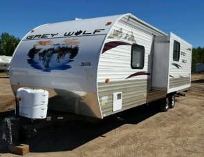2012 Cherokee Forest Grey Wolf 28BH