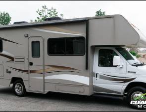 2014 FORD 26 FT CLASS C RV DRIVES LIKE A CAR NICKNAME (GUBI)