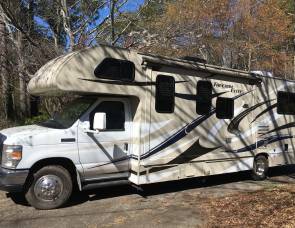2015 Thor Motor Coach Freedom Elite 28H