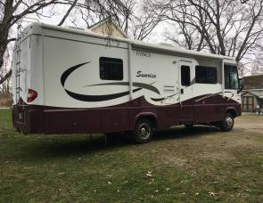 2006 Winnebago Itasca Sunrise