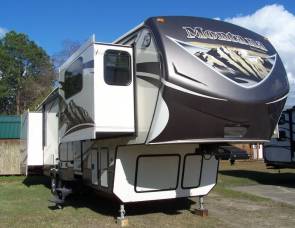 2015 Montana Mountaineer 375FLF