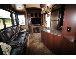 2015 Dutchmen Voltage 3990