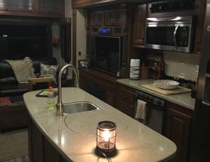 2016 Heartland Bighorn 3875FB
