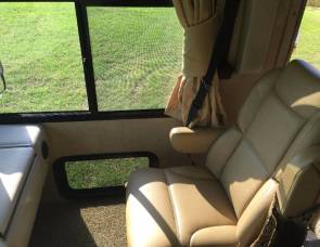2015 Thor Motor Coach HURRICANE 34E