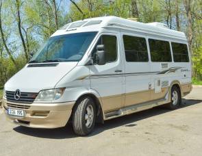 2006 Roadtrek Adventurous RS