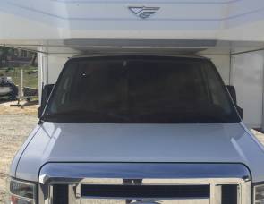 2011 Fleetwood Jamboree 31