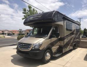 2017 sunseeker mercedez benz 2400w near knott's berry farm