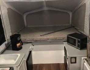 2002 Starcraft M2407