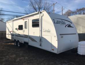 2004 Keystone Laredo