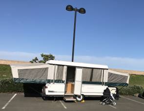 2000 Coleman Fleetwood Mesa Popup Trailer