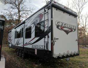 2014 Heartland Cyclone 4100