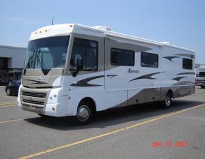 2008 Winnebago Sightseer