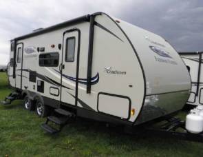 2015 Coachmen / Freedom Express 229TBS