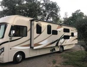2017 THOR MOTOR COACH ACE w/Slide/Bunks