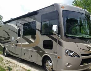 2016 Thor Hurricane 34J Bunk House