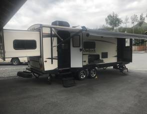 2015 Keystone Outback 250trs