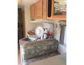 2005 Coachmen Freedom