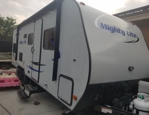 2016 Pacific Coachworks Mighty Lite 20bbs