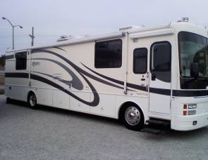 2001 Fleetwood Discovery 37U